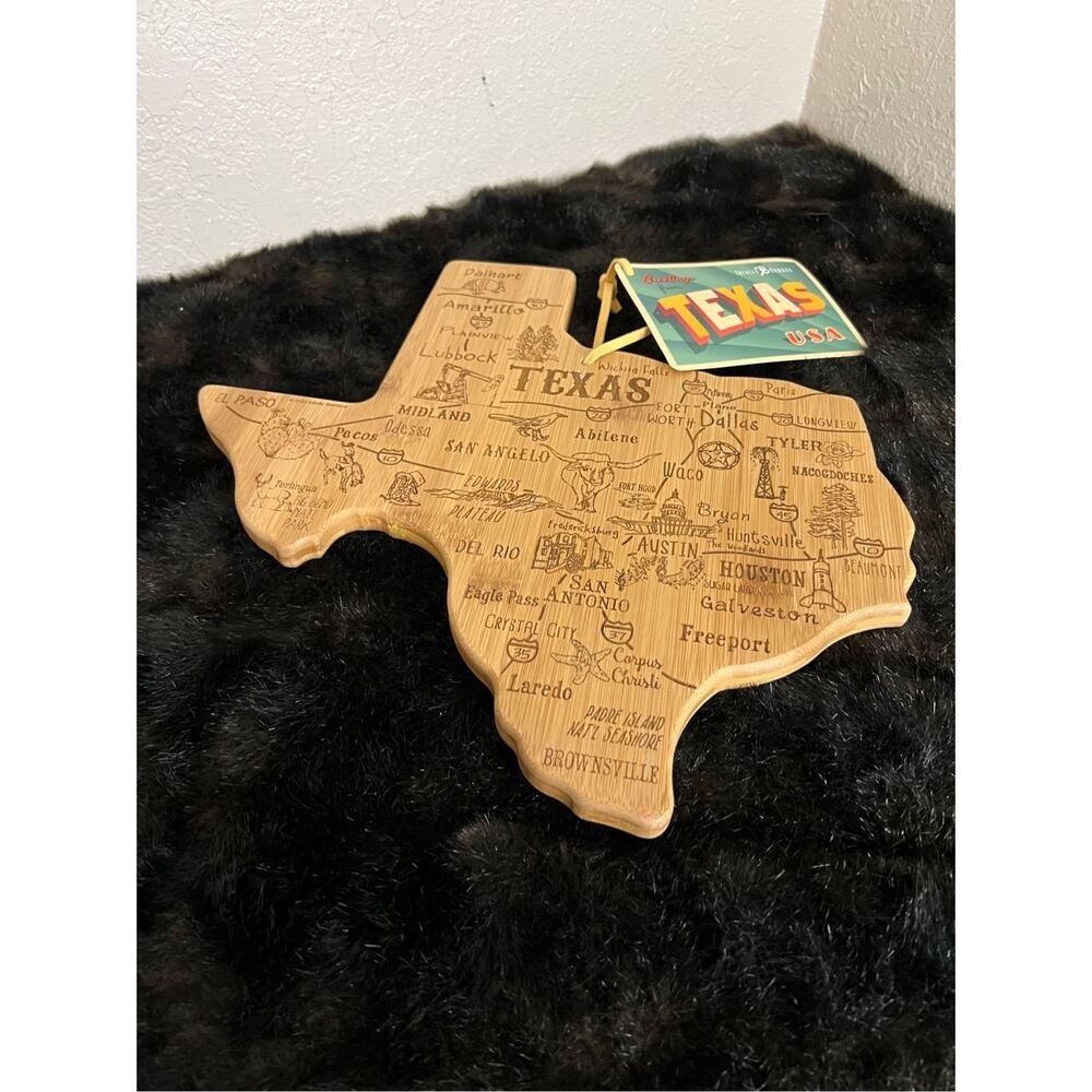 Totally Bamboo Destination Texas State Shaped Serving and Cutting Board